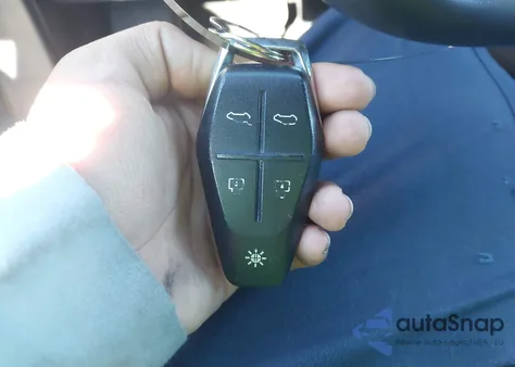 2023 Fisker Ocean Extreme z USA, uszkodzony, nr VIN VCF1EBU26PG007372